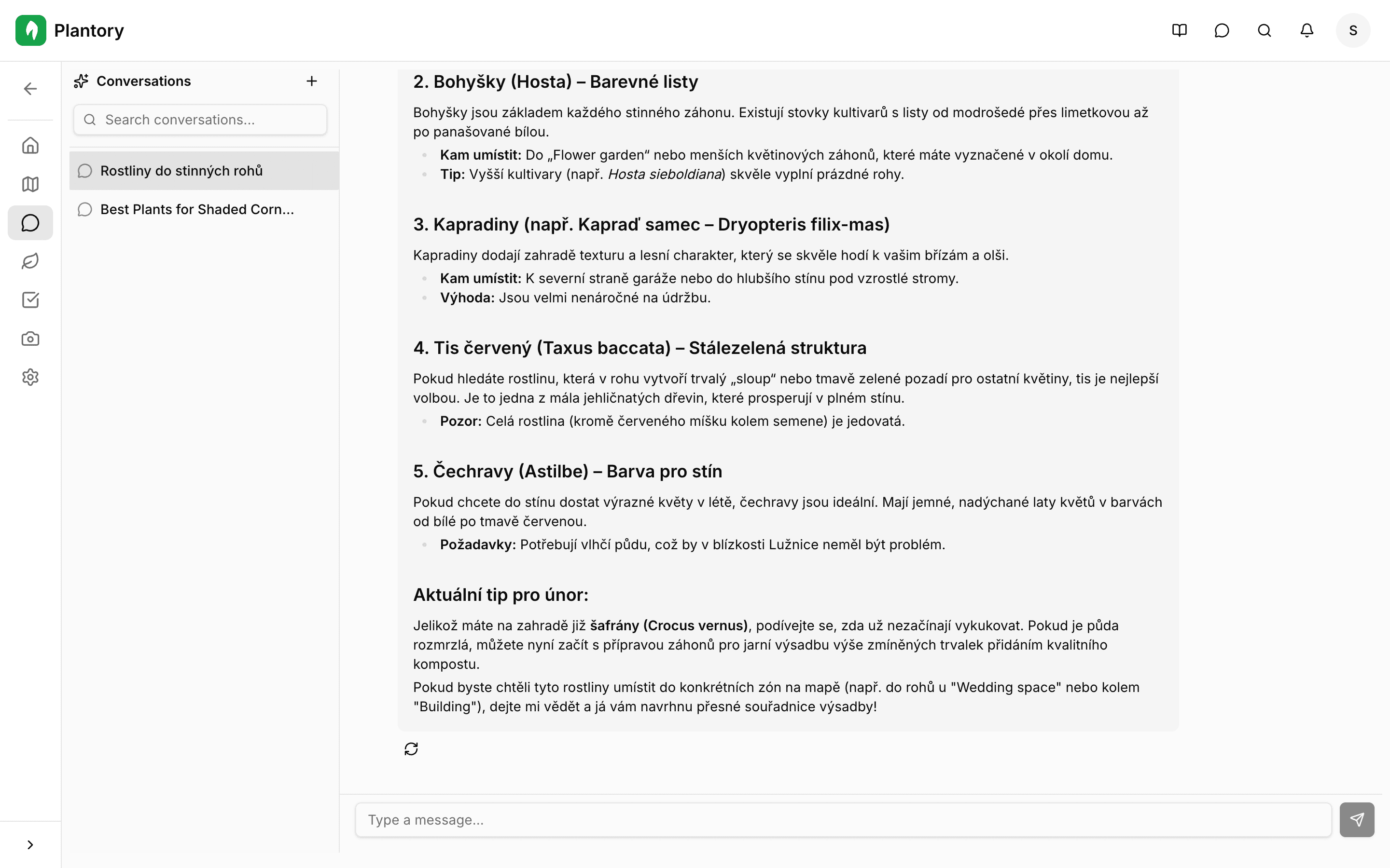 Interfaccia chat IA con barra laterale delle conversazioni